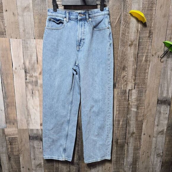 Classic Light Blue Women's Jeans - Picture 1 of 4